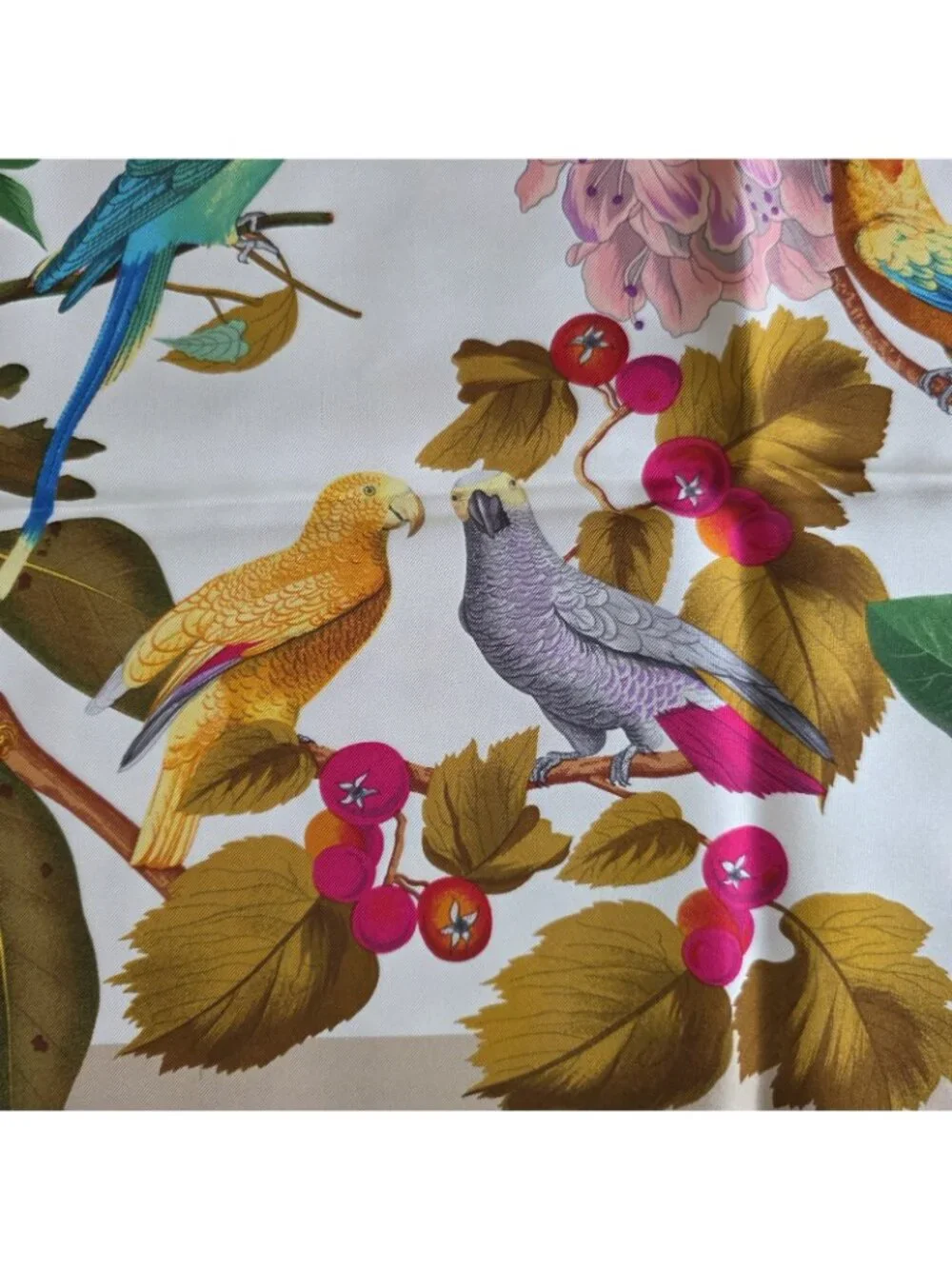 Vtg Gucci Multicolored Parrot Bird Silk Floral Print Hand Rolled Scarf 33